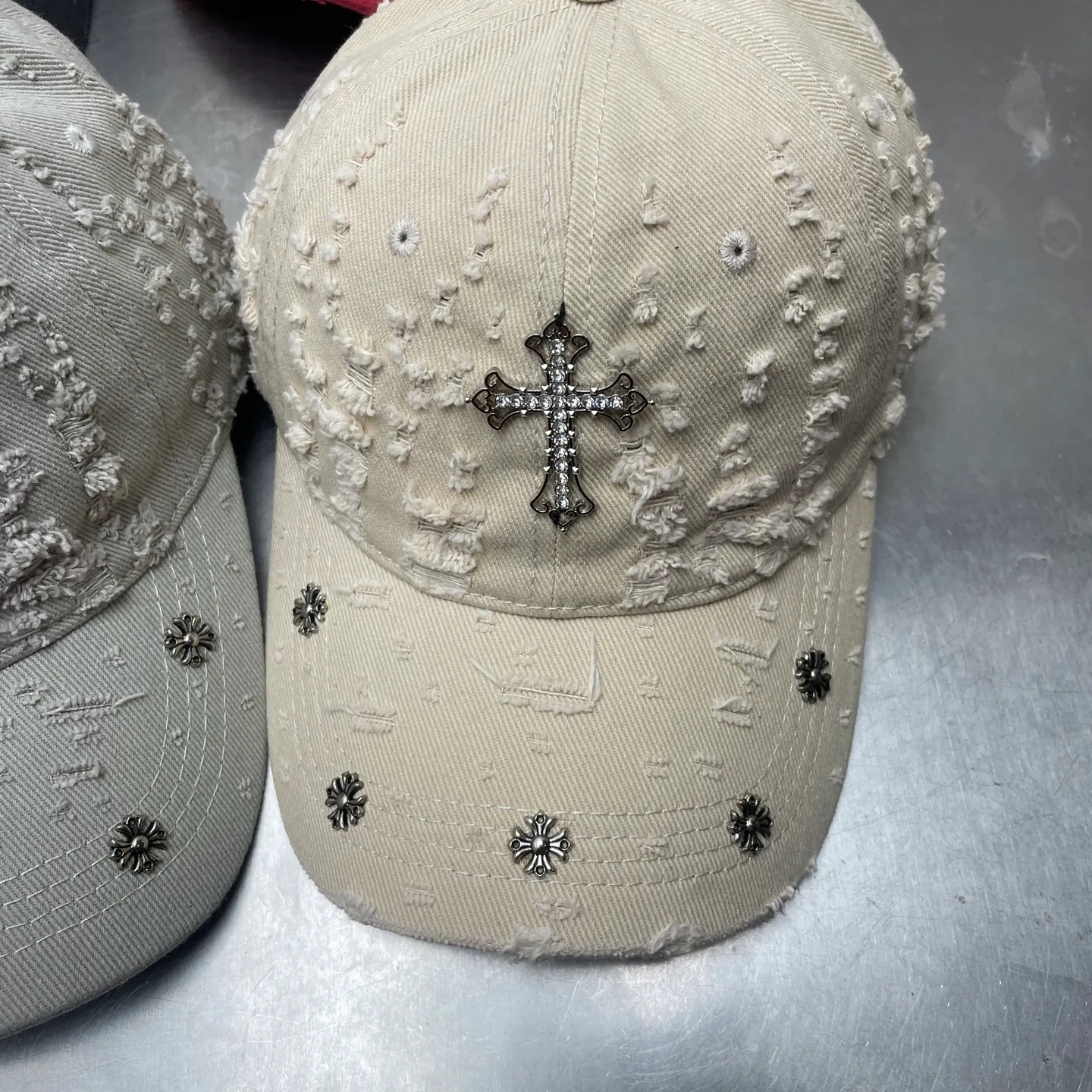 🆕Crow Heart Baseball Cap